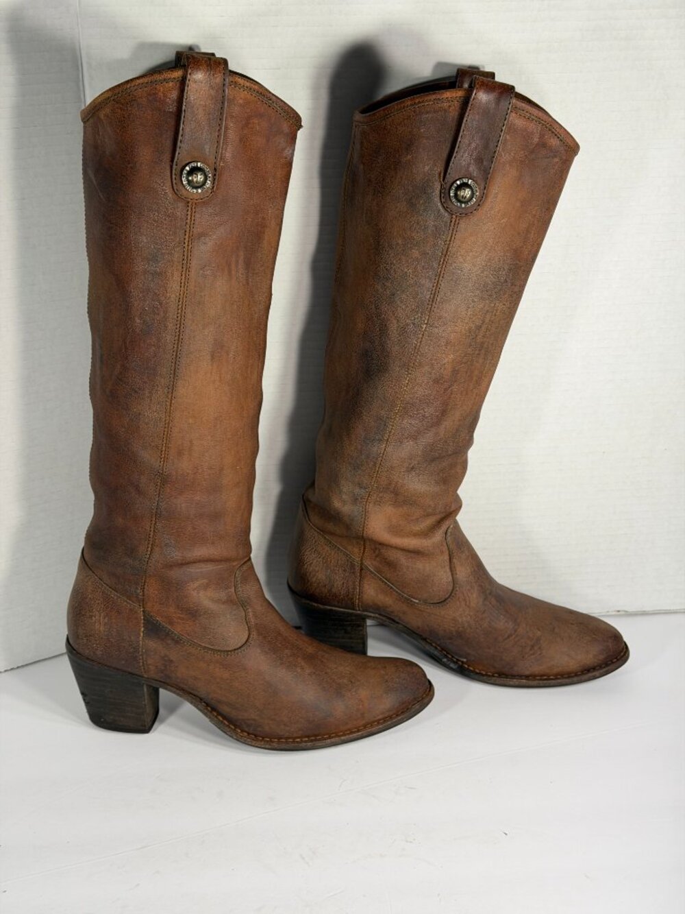 Frye Women's size 8 Jackie Button Leather Boots - Picture 2 of 16